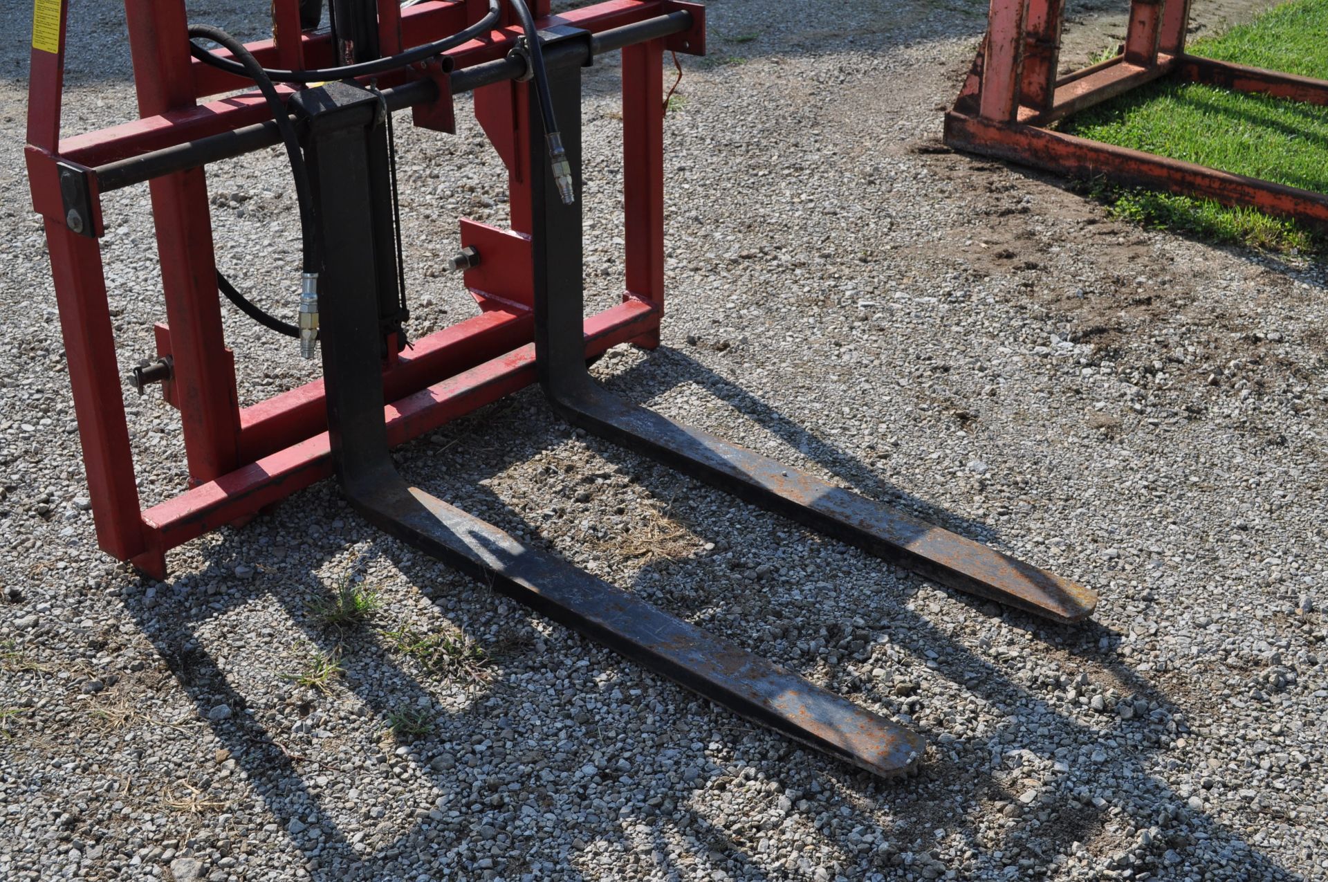 Worksaver 3pt hyd forklift, hyd tilt - Image 5 of 6