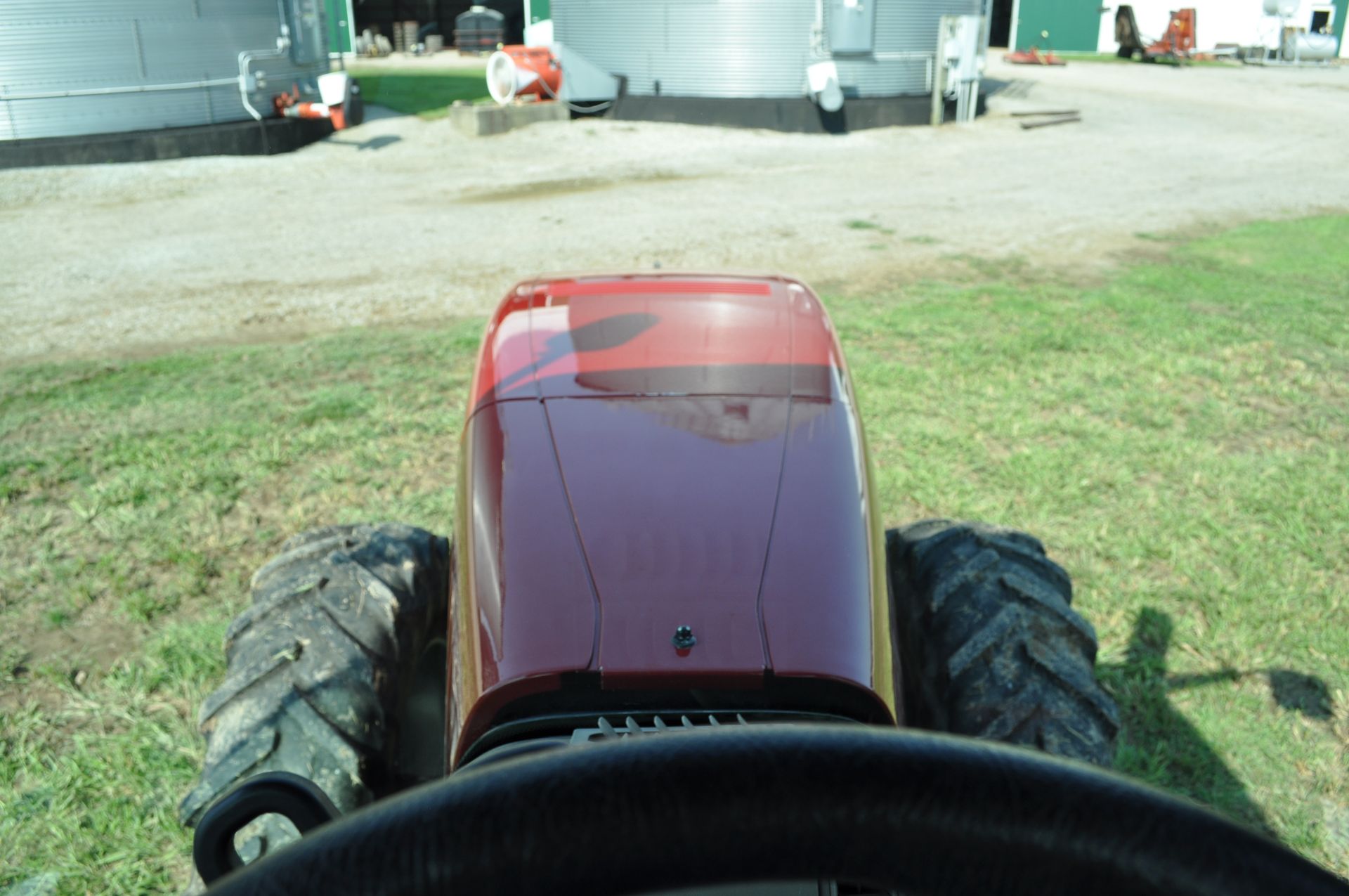 Case IH MX210 tractor, MFWD, C/H/A, 480/80R46 rear duals, 380/85R34 front tires, powershift - Image 25 of 26