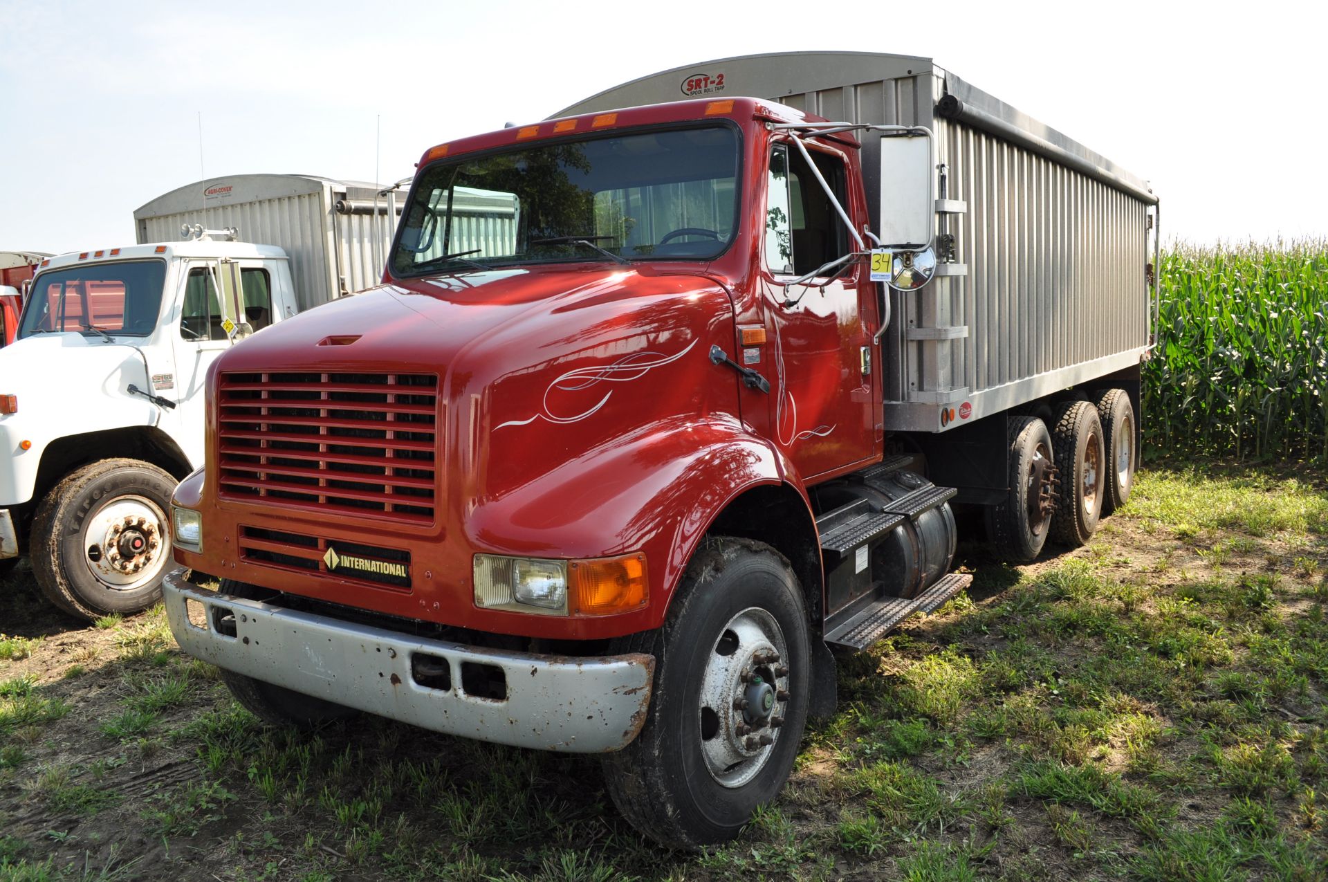 1994 International 8100 grain truck, Cummins L-10, 9 spd, 225” WB, tandem axle w/ steerable