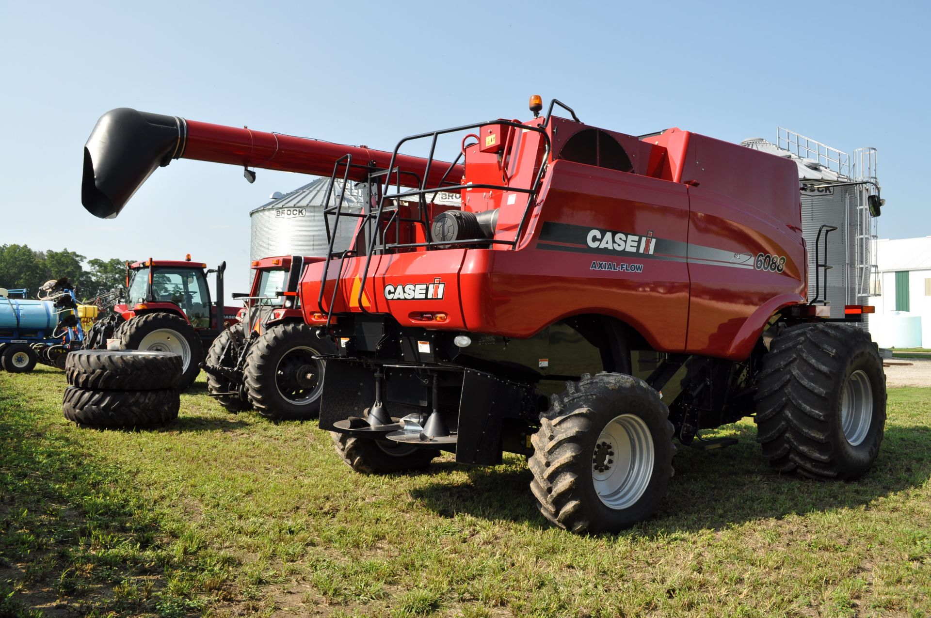 Case IH 6088 combine, 900/60R32 drive tires, 540/65R30 rear tires, 2WD, Field Tracker - Image 3 of 29
