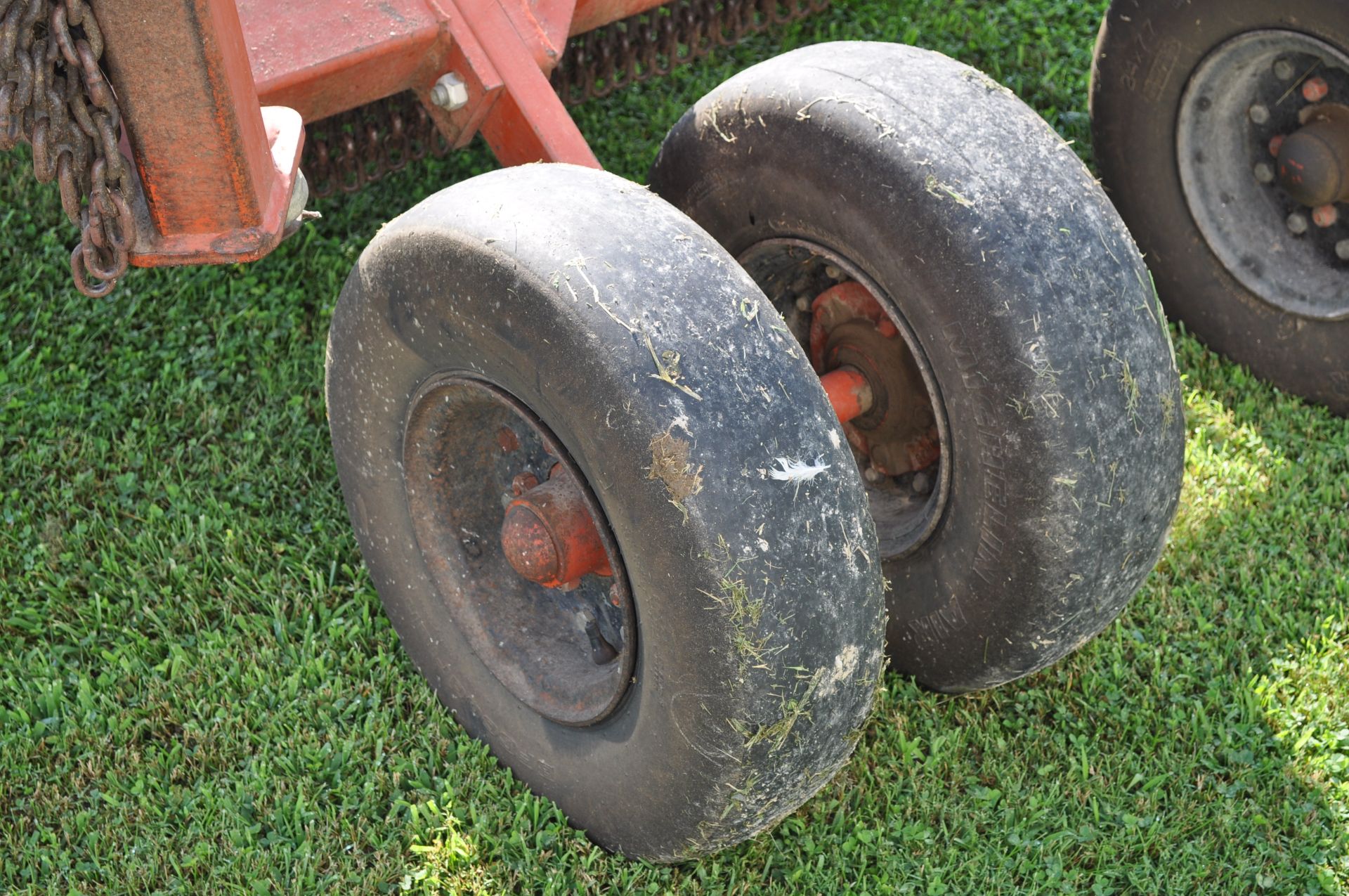 Rhino SE 415 rotary mower, 1000 PTO, stump jumpers, rear chains, hyd fold, hyd lift - Image 5 of 11