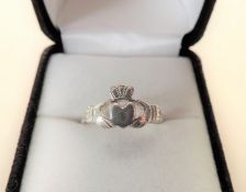 Sterling Silver Claddagh Ring