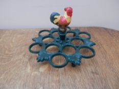 Metal egg holder with chicken motif