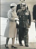 Royalty Hm Queen Elizabeth / King Hussein Of Jordan Royal Visit 1984 Visit To Jordan April 1984 - T