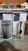 2 Items Ð 1 X 30L Push Top Bin & 1 X 30L Pedal Bin