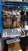 A Quantity Of Knife Sets To Include TalyorÕs Eye Witness