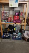 Contents Of Shelf & Floor Ð A Quantity Of Mixed Christmas & Household Items To Include Geomet...