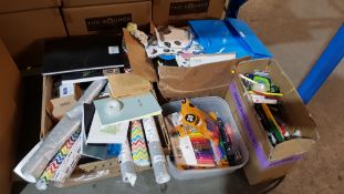A Quantity Of Mixed Stationary / Craft Items