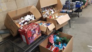 Contents Of 6 Boxes Ð Mixed Christmas Items To Include Baubles, Plush Tree Decorations, Mini ...