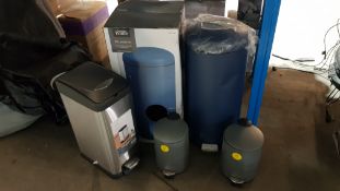 4 Items Ð 1 X 30L Pedal Bin Blue, 1 X 15L Stainless Steel Pedal Bin & 2 X 3L Pedal Bin Grey