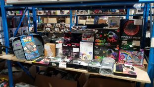 Approx. 29 Items - Mixed Lot To Include The Lazy Man Pan, Giant Bubble Gun, HD 1080p Action Ca...