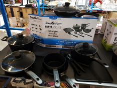 10 Items : Mixed Pan Set To Include
