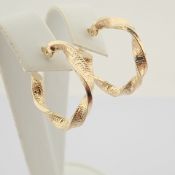 14K Yellow Gold Earring