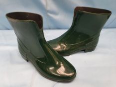 Short Rubber Yard Boots