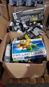 Contents Of Pallet _ A Quantity Of Raw Menkind / Red5 Mixed Stock Contents Of Pallet _ A Quantity Of
