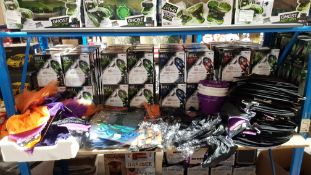 (R6E) Contents Of Shelf : Mixed Halloween Items. To Include Dress Up Skirt, Witches Dress, Witches