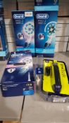 (R4K) 4 Items : 1 X Oral B Pro 2 2000S, 1 X Oral B Pro 2 2000N , 1 X Oral B Pro 600 3D Action & 1 X