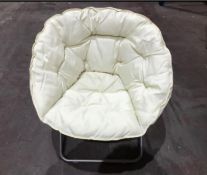 1 x new packaged bucket chair