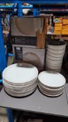 (R2F) 28 Piece Stoneware 2 Tone Dinner Set