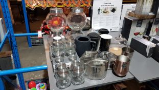 (R1J) Approx. 31 Items : Mixed Kitchen Items To Include 4 X Bon Bon Jar, 12 X Spice Jars, Shepperton