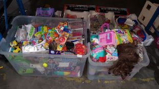 (R3H) Contents Of 2 Containers. Mixed Kids Toys To Include Hot Shots Yo Yo, Vet Squad Reef Rescue,