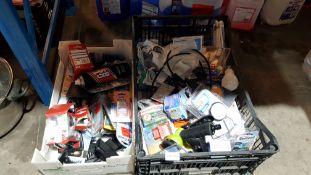 (R1G) A Quantity Of Car/Electronic/DIY/Garden Items To Include Phone Holders, Yankee Candle Car Sce