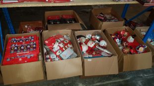 (R11D) Contents Of 4 Bpxes. Christmas Lot To Include Christmas Cracker Packs, Tinsel, Santa Table D