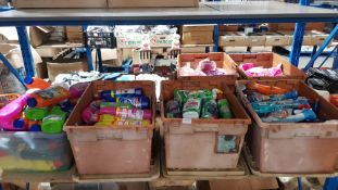 (R9C) Cleaning. Contents Of 4 Containers. A Quantity Of Household Cleaning Items To Include Toilet