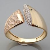 14K Tri Colour White Yellow and Rose gold Ring - Italian Design Swarovski Zirconia.