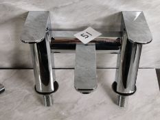 Luxury Designer Bath Filler Curved Tap Unit RRP £229