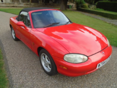 2000 Mazda MX5 auto
