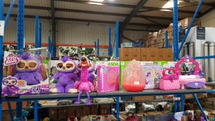 (R3D) Toys. 9 Items. Mixed Lot To Include 3 X Zuru Pets Alive Fifi The Flossing Sloth (2 X No Box