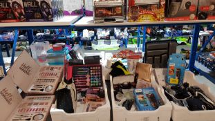 (R1C) Bathroom / Grooming. Contents Of Shelf. To Include 2 X Hello Gorgeous Beauty Book, Colour V