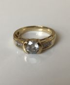 0.93 Ct. round brilliant cut diamond in 9 Ct. yellow gold