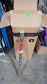 (R8C) Christmas. Approx. 108 X Festive Gift Wrap (New)