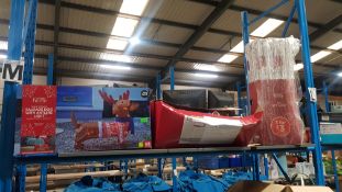 (R5L) Christmas. Approx. 25 X 4M Gift Wrap (New) & 2 X Mains Operated Sausage Dog With Antlers Light