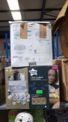 (R9H) Baby. 2 Items. 1 X MAM Electric Steriliser & Express Bottle Warmer. & 1 X Tommee Tippee Close