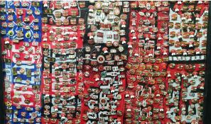 Approx 400 plus manchester united pin badges.
