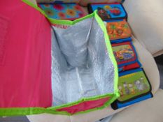 40 childrens well designed lunch bags with super insulation