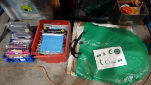 (R15B) Household / Toys. Contents Of Floor. 1 X Target Mat, 18 X Anti Slip Rug Gripper (55x125cm) N