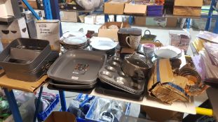 (R15H) Kitchen. A Quantity Of Mixed Items To Include Baking Trays, Cake Tins, 12 Cup Bun Trays.