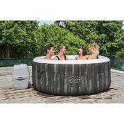 1 X Bestway Lay-Z-Spa Bahamas Portable Spa. Airjet System. 120 Bubble Jets. Capacity 2/4 (RRP £700)
