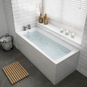 New 1700x700x545mm Whirlpool Jucuzzi Single Ended Bath - 6 Jets. Rrp £1,299.99.Spa Experiance...