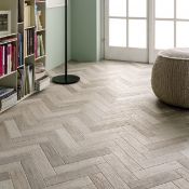 New 9m2 Herringbone White Effect Clique Flooring. 4mm Thick, 118x59cm. Heavy Textured Surface