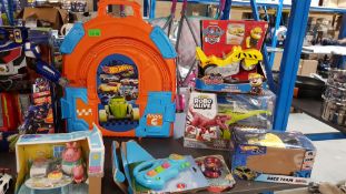 (R2P) Toys. 16 Items. Mixed Lot To Inlcude 2 X Adventure Force Astrobot, 1 X Adventure Force Ultra