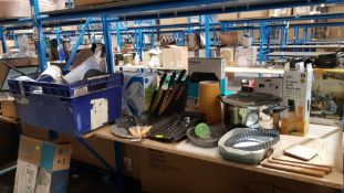 (R6L) Household. A Quantity Of Mixed Kitchenware & Bathroom Items