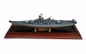 Franklin Mint USS Missouri Model Boat on Stand and In Glass Case     Franklin Mint USS Missouri