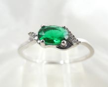 9 Kt Gold ring set with Russian Chrome Diopside and diamond