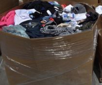 Pallet of clothing