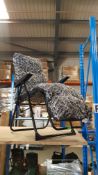 (R5F) Garden. 1x Black Fern Garden Relaxer Chair